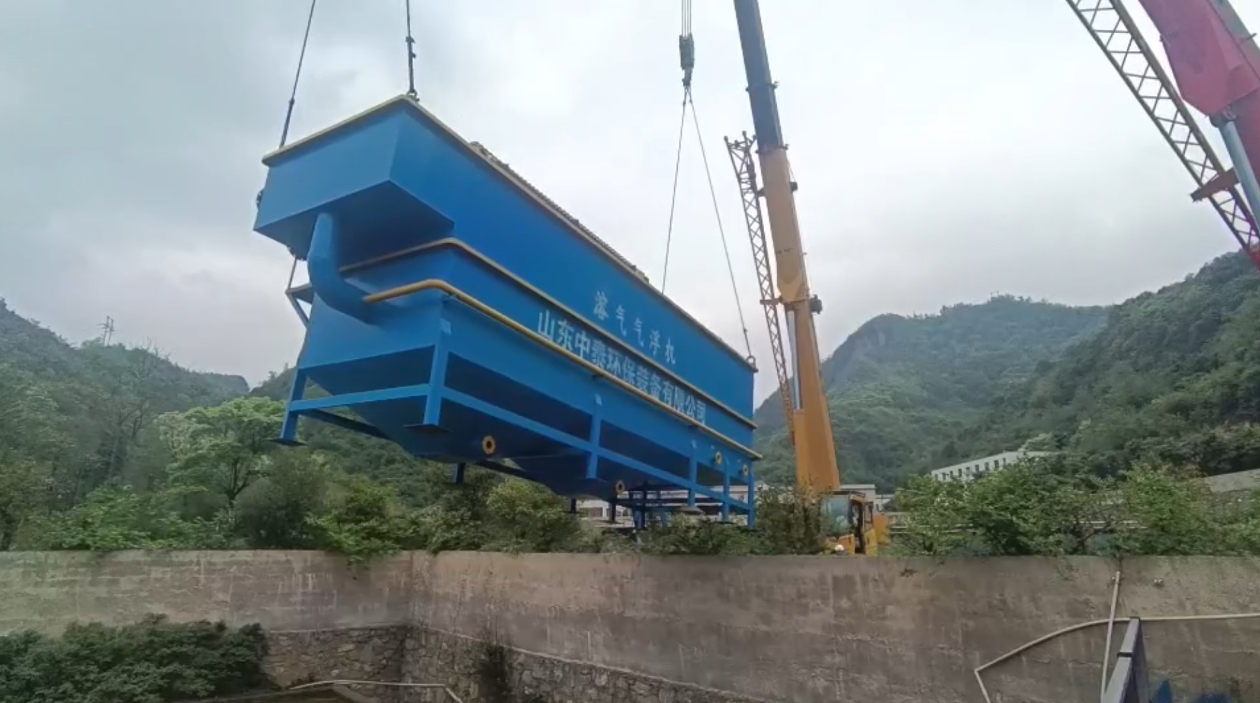 氣浮機，高效氣浮機，溶氣氣浮機，氣浮機安裝現(xiàn)場